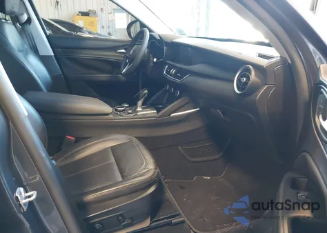 2018 Alfa Romeo Stelvio Awd из США, поврежденный, VIN ZASFAKAN4J7B67037